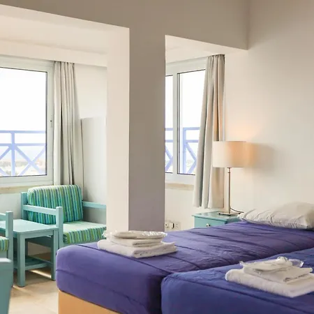 Axiothea Otel 2*