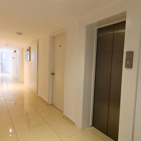 Otel Axiothea 2*
